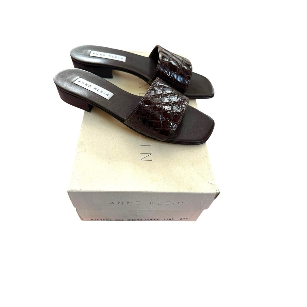 AK Anne Klein Brown Leather Alligator Textured Square Toe Slides Size 6.0 NIB